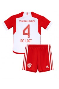 Fotbalové Dres Bayern Munich Matthijs de Ligt #4 Dětské Domácí Oblečení 2023-24 Krátký Rukáv (+ trenýrky)